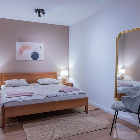 Apartman Rose-2025 Renovated Garden View 波雷奇 外观 照片